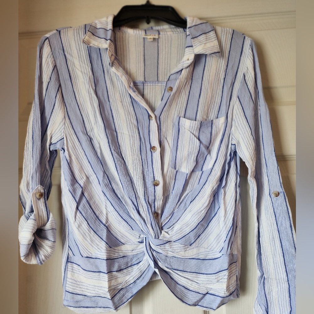 Self Esteem Blue/white top Size Small
